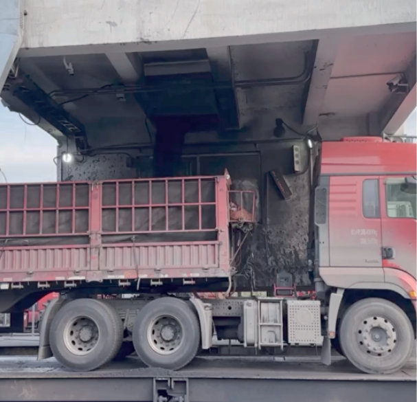 超智能！全無人?。叨戎悄芑b車，多環(huán)境適應(yīng)、多車型匹配！